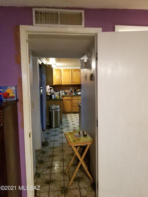 3502 E Sylvane St, Tucson, AZ 85713 photo 9
