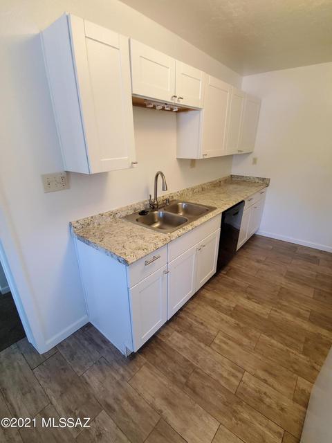 2932 E 20th St, Tucson, AZ 85716 photo 7