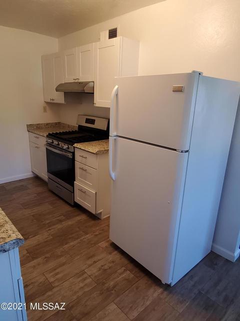 2932 E 20th St, Tucson, AZ 85716 photo 6