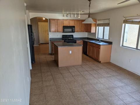 4111 E Cameo Point Dr, Tucson, AZ 85756 photo 9
