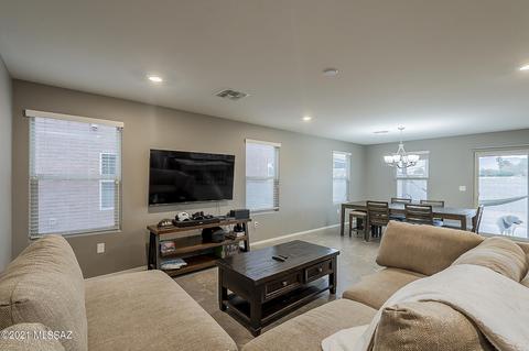 7551 Kinnison Wash Lp, Tucson, AZ 85730 photo 3