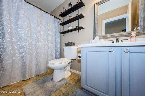 9765 E Paseo Del Tornasol, Tucson, AZ 85747 photo 24
