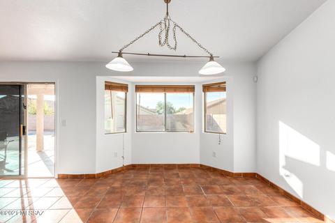 7536 S Laurel Willow Dr, Tucson, AZ 85747 photo 12