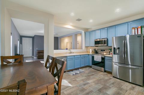 3833 E Sun View Ct, Tucson, AZ 85706 photo 9