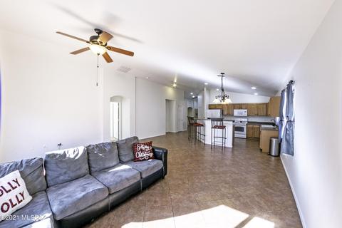 73 W Eric Dorman St, Vail, AZ 85641 photo 4