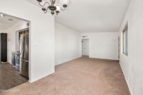 6232 E 24th St, Tucson, AZ 85711 photo 4