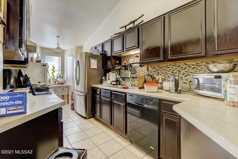 7871 E Roget Dr, Tucson, AZ 85710 photo 8