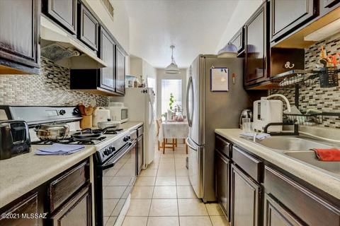 7871 E Roget Dr, Tucson, AZ 85710 photo 9