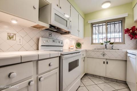 5656 E 2nd St, Tucson, AZ 85711 photo 4