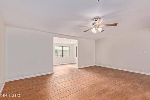 8108 E Colette Pl, Tucson, AZ 85710 photo 6