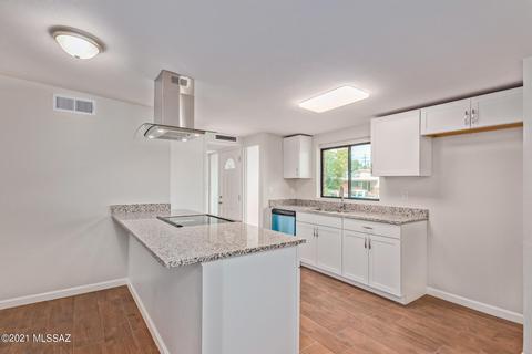 8108 E Colette Pl, Tucson, AZ 85710 photo 8