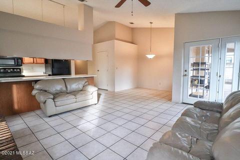 9256 N Eaglestone Loop, Tucson, AZ 85742 photo 6
