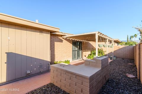 9512 E Watson Dr, Tucson, AZ 85730 photo 16