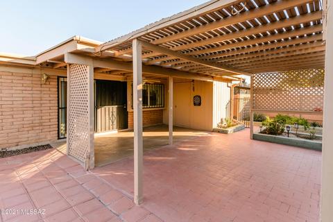 9512 E Watson Dr, Tucson, AZ 85730 photo 8
