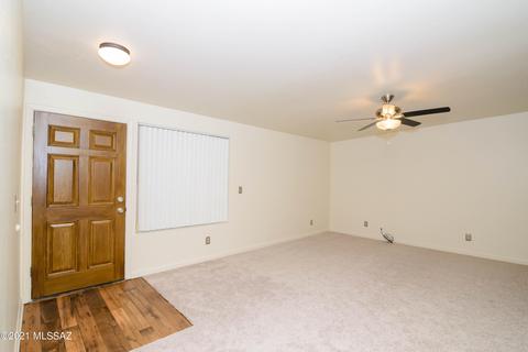 9512 E Watson Dr, Tucson, AZ 85730 photo 5