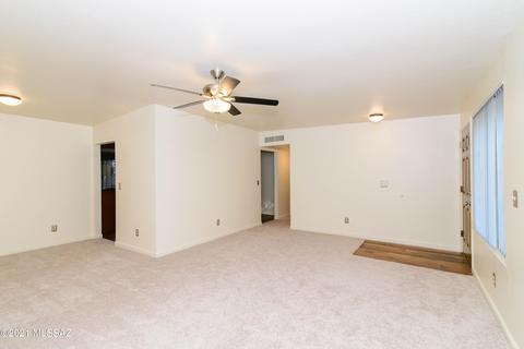 9512 E Watson Dr, Tucson, AZ 85730 photo 4