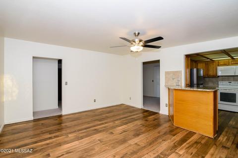 9512 E Watson Dr, Tucson, AZ 85730 photo 18