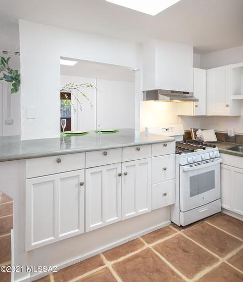 1236 E Grant Rd, Tucson, AZ 85719 photo 3