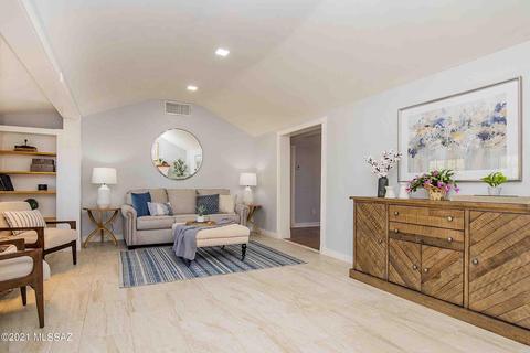 2102 E Copper St, Tucson, AZ 85719 photo 1