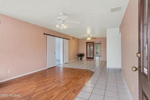 4866 E 12th St, Tucson, AZ 85711 photo 2