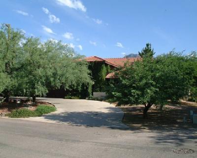 8241 E Cholla Dr, Tucson, AZ 85750 photo 1