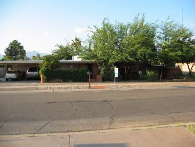 8541 E Beverly St, Tucson, AZ 85710 photo 2