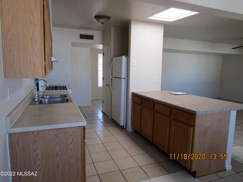 6841 E Stella Rd, Tucson, AZ 85730 photo 9
