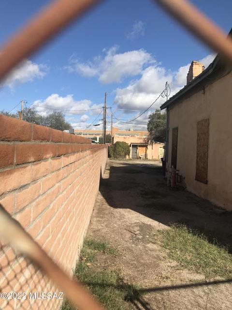 729 E 9th St, Tucson, AZ 85719 photo 4