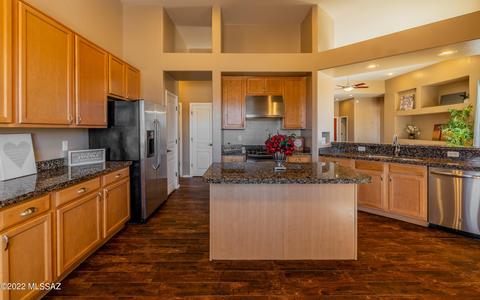 14028 E Wild Jesse Way, Vail, AZ 85641 photo 10
