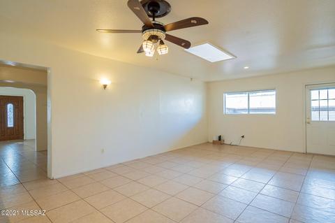973 Edison St, Tucson, AZ 85719 photo 15