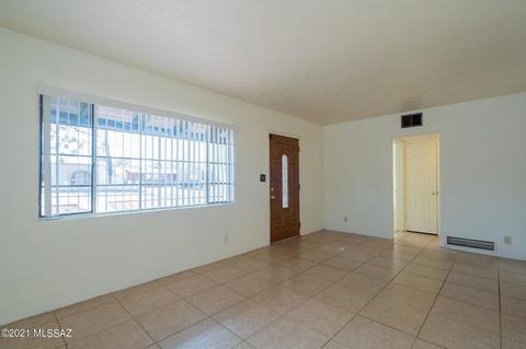 973 Edison St, Tucson, AZ 85719 photo 6