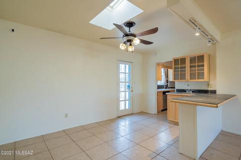 973 Edison St, Tucson, AZ 85719 photo 8