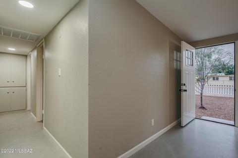 4433 E 28th St, Tucson, AZ 85711 photo 12