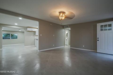 4433 E 28th St, Tucson, AZ 85711 photo 9