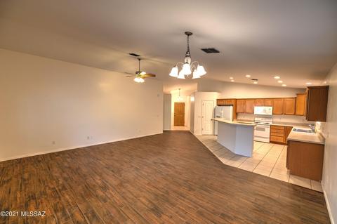 10527 E Geyer Willow Rd, Tucson, AZ 85747 photo 7