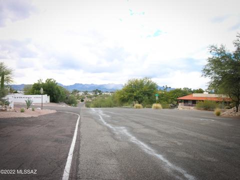 910 E Foothills Dr, Tucson, AZ 85718 photo 27