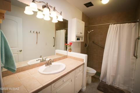 910 E Foothills Dr, Tucson, AZ 85718 photo 18