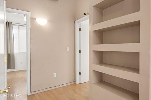 8766 E Chimney Spring Dr, Tucson, AZ 85747 photo 9