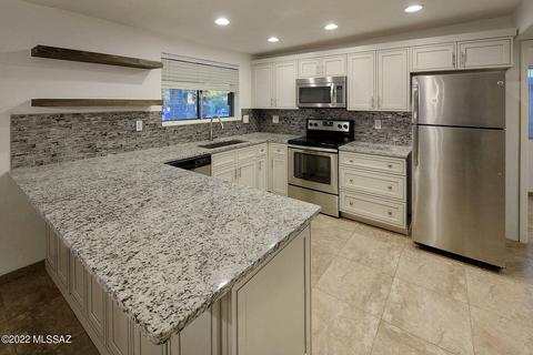 7522 E Lester Cir, Tucson, AZ 85715 photo 6