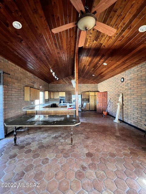 1923 E Burdon Pl, Nogales, AZ 85621 photo 4
