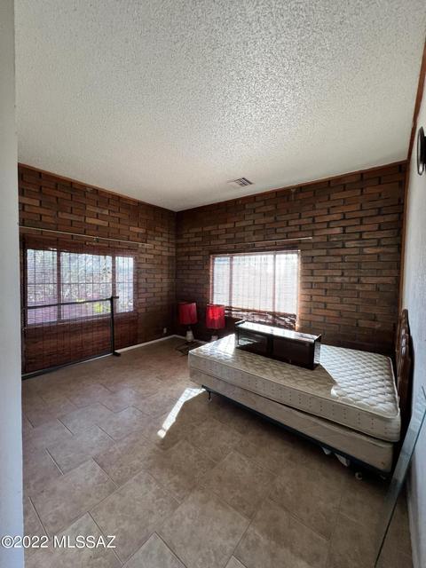 1923 E Burdon Pl, Nogales, AZ 85621 photo 5