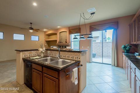 175 E Castlefield Cir, Tucson, AZ 85704 photo 15