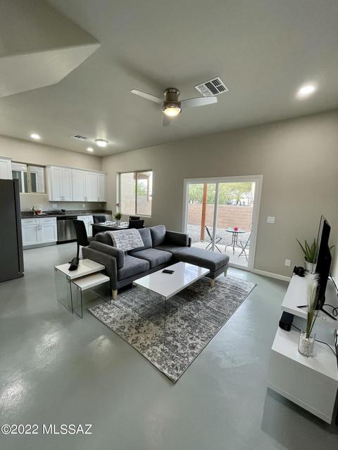149 E Stone Ct, Tucson, AZ 85705 photo 3