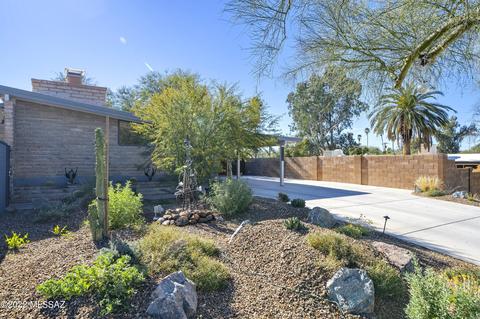 7030 E Katchina Ct, Tucson, AZ 85715 photo 4