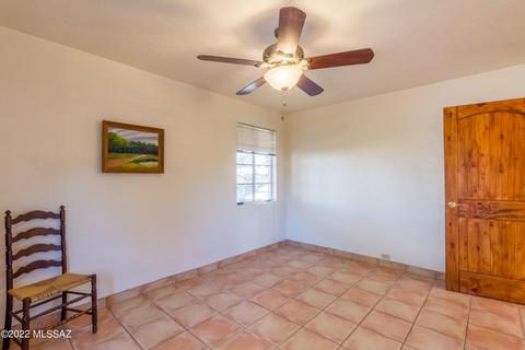 418 E Smoot Dr, Tucson, AZ 85705 photo 9