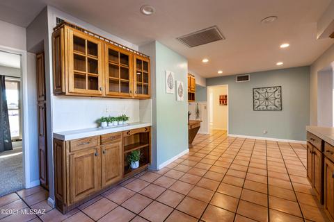 5637 E Spring St, Tucson, AZ 85712 photo 15