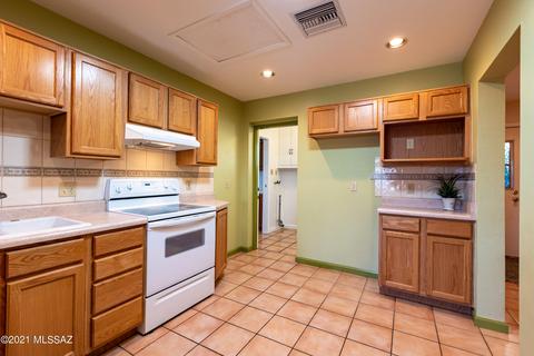 5637 E Spring St, Tucson, AZ 85712 photo 39