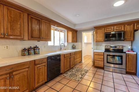 5637 E Spring St, Tucson, AZ 85712 photo 16