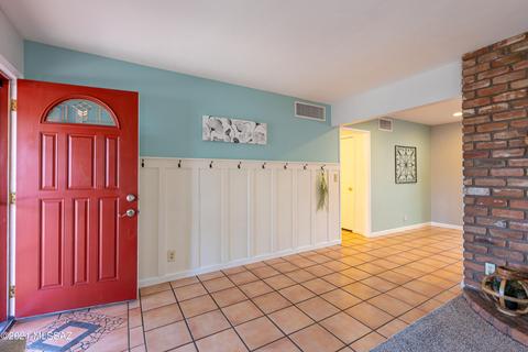 5637 E Spring St, Tucson, AZ 85712 photo 10