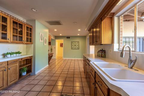 5637 E Spring St, Tucson, AZ 85712 photo 14